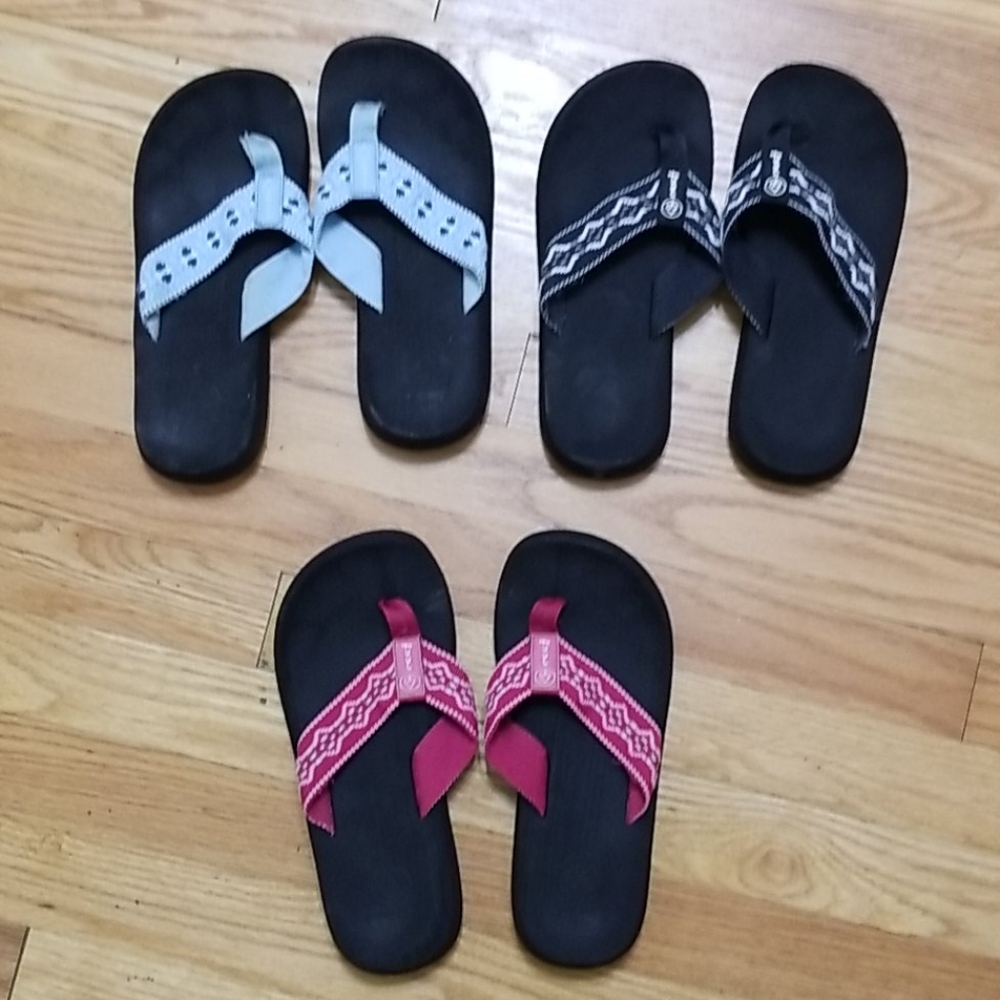 Lot of three (3) Reef Sandy women's flip flops